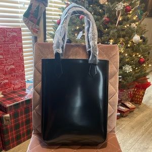 Givenchy gloss black tote!